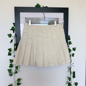 BRANDY MELVILLE (J. GALT) DANA SKIRT